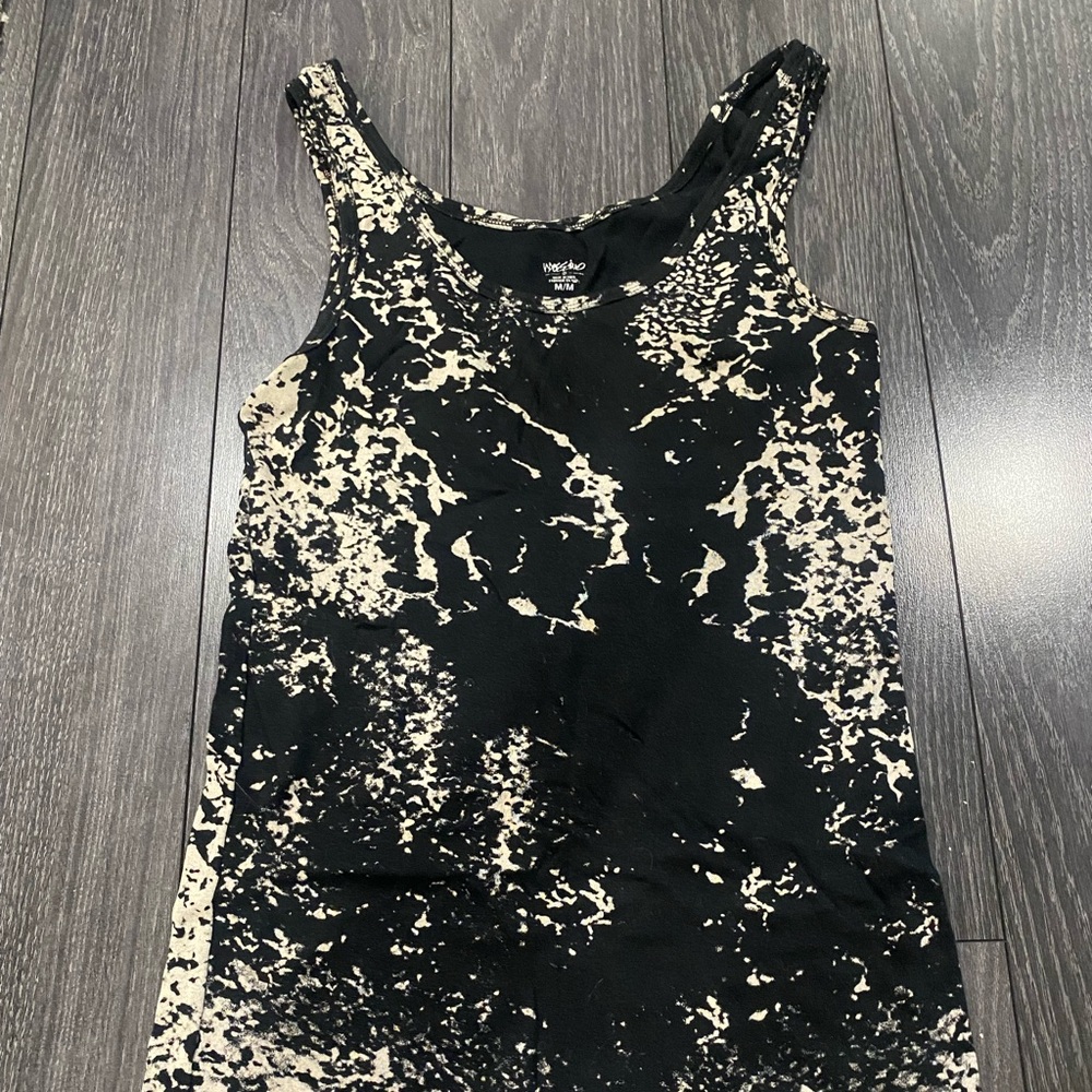 Black and white tank